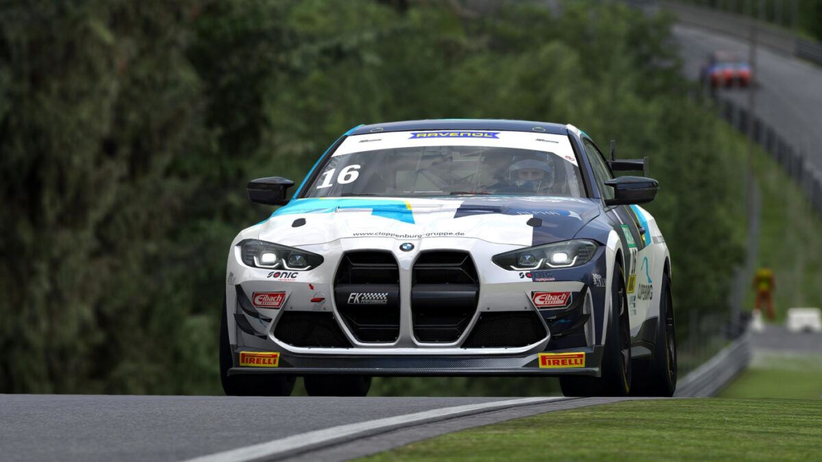 The BMW Pack 2024 for RaceRoom also includes the BMW M4 GT4