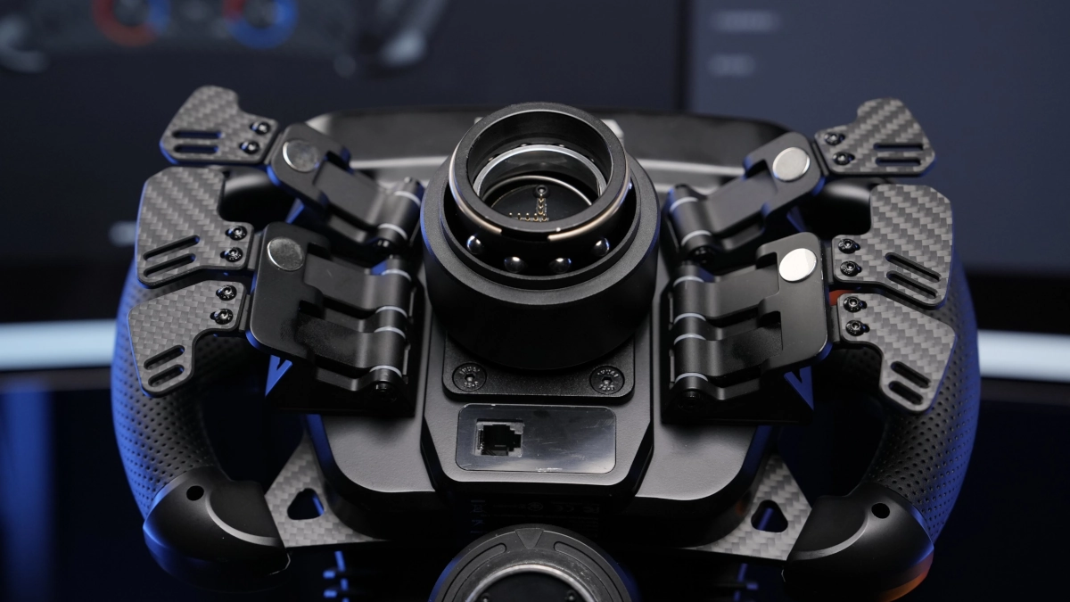 The Moza FSR2 Formula Wheel now features a total of six paddles...